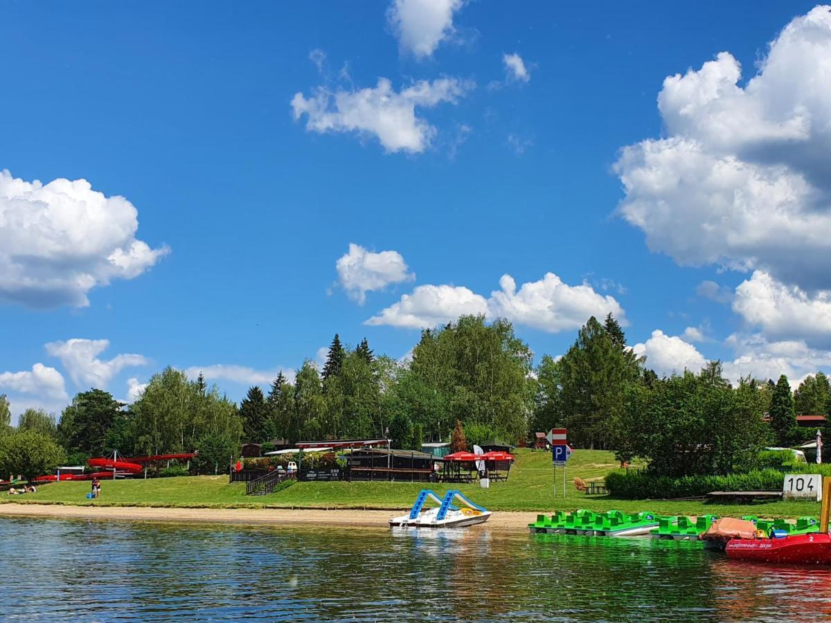 Отель Juniorcamp Nova Zivohost Krecovice Экстерьер фото