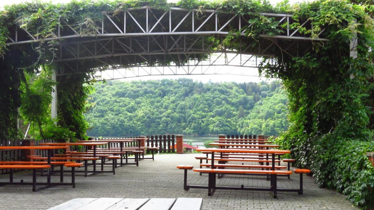 Отель Juniorcamp Nova Zivohost Krecovice Экстерьер фото